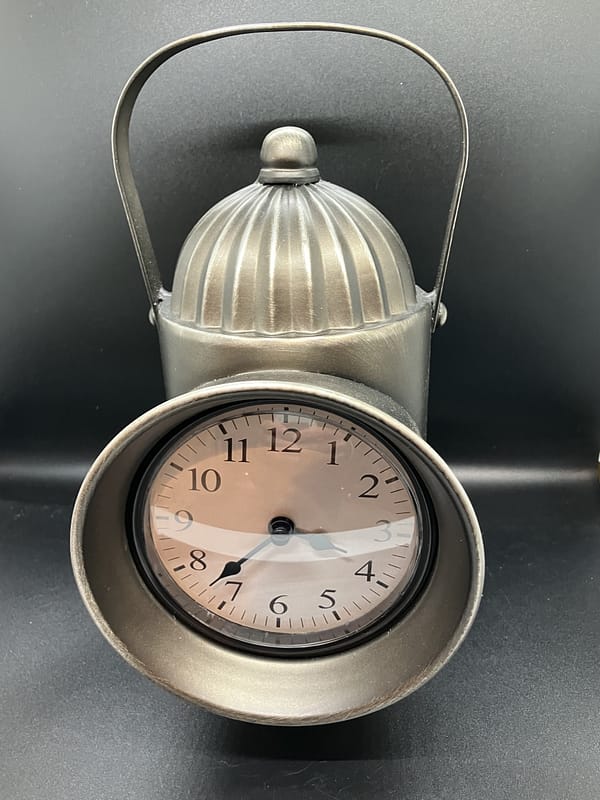 Railway Lamp Clock - Image 2